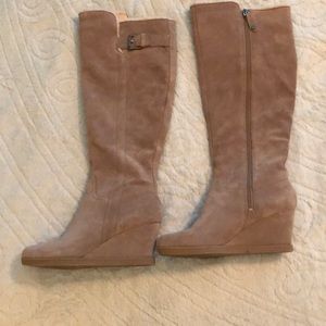Isaac Mizrahi Tan suede boots!